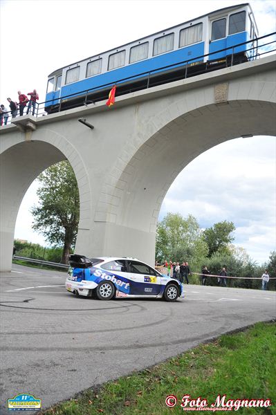 Galli-Pirelli.jpg